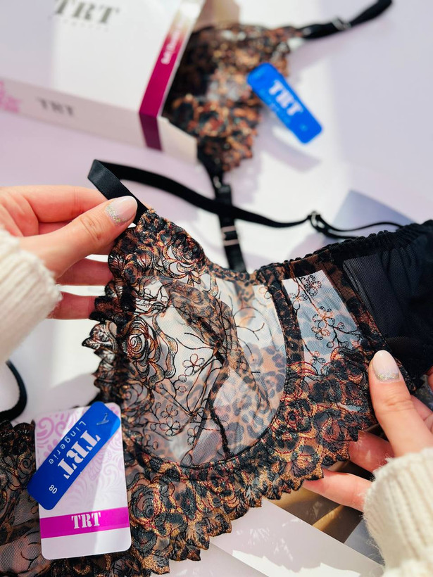 ست شورت و سوتین تک