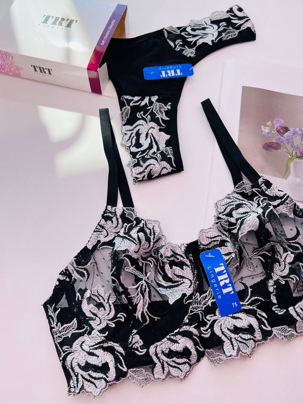 لباس زیر فانتزی زنانه