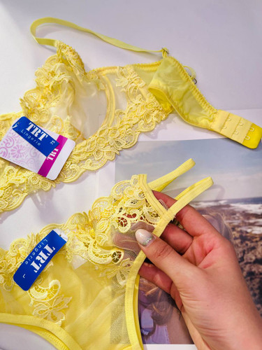 ست شورت و سوتین کاپ B