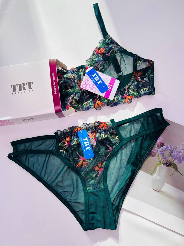 ست شورت و سوتین اسفنجی کش پهن