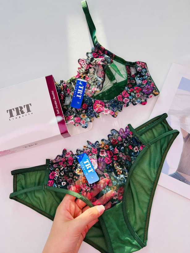 ست شورت و سوتین زنانه طرح گلدار آبرنگی