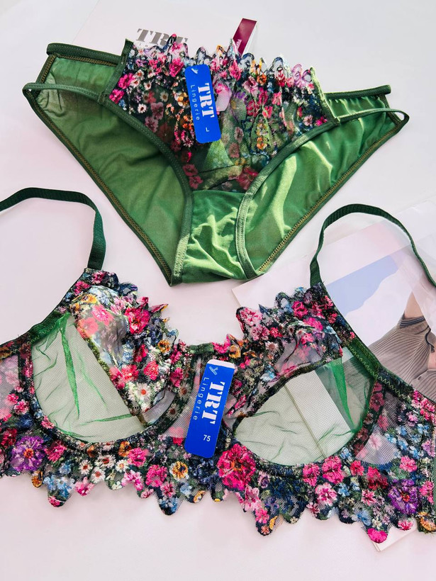 ست شورت و سوتین زنانه فنر دار بند قابل تنظیم