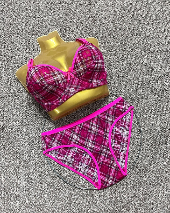 ست شورت و سوتین زنانه چهارخونه