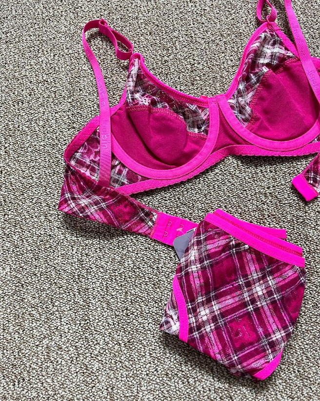 ست شورت و سوتین زنانه سرخابی