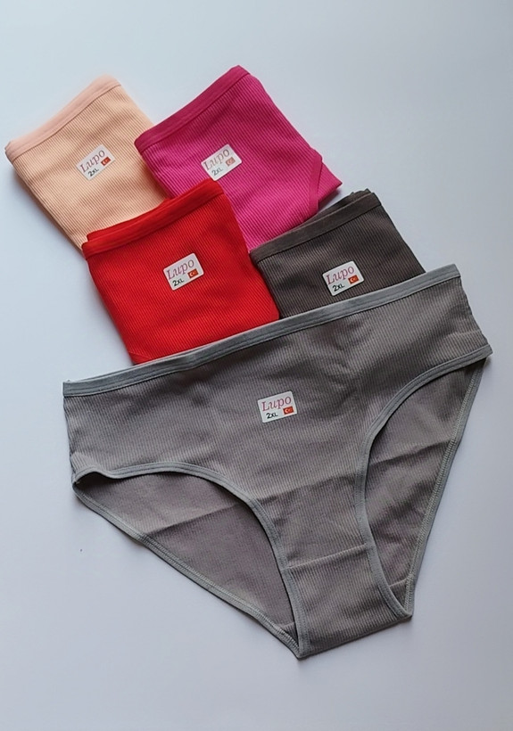 شورت زنانه نخی و سوتین