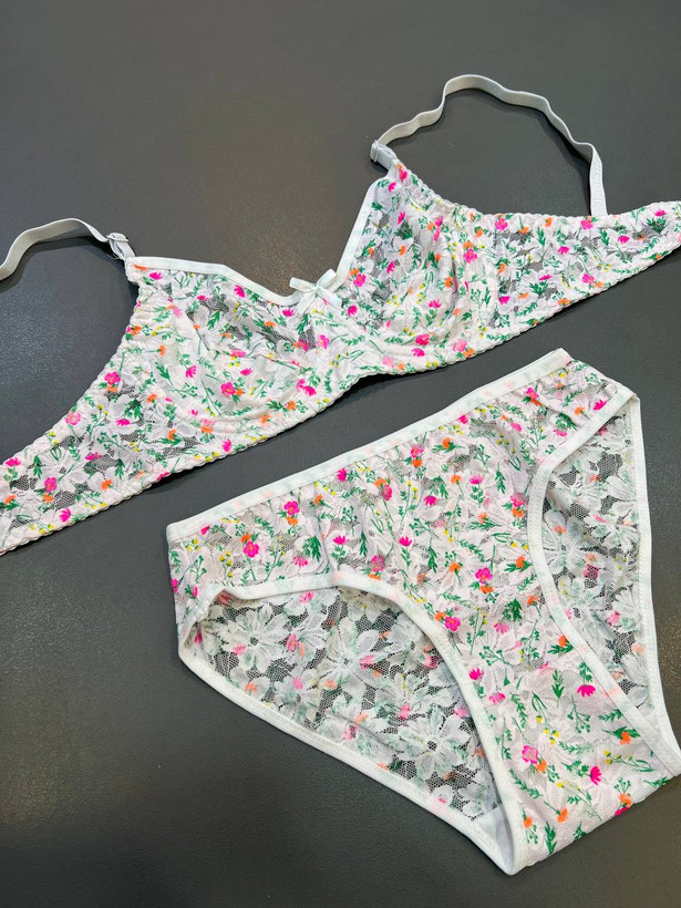 شورت و سوتین زنانه برند ژوبین