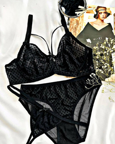 ست شورت و سوتین زنانه