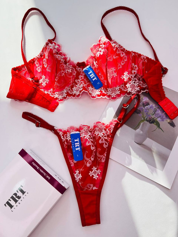 ست شورت و سوتین فانتزی