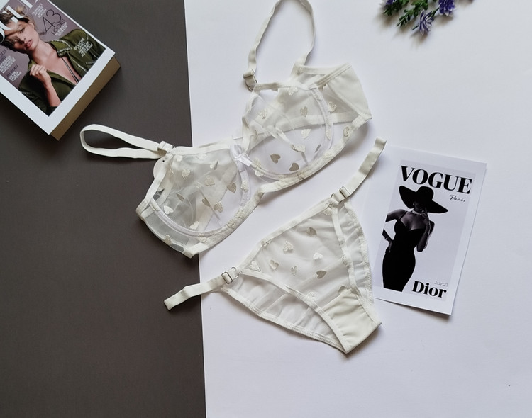 ست شورت و سوتین زنانه طرح عروس شایلین