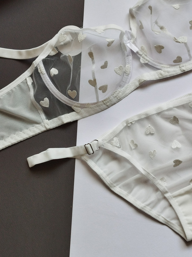 ست شورت و سوتین زنانه طرح لاکچری کش پهن