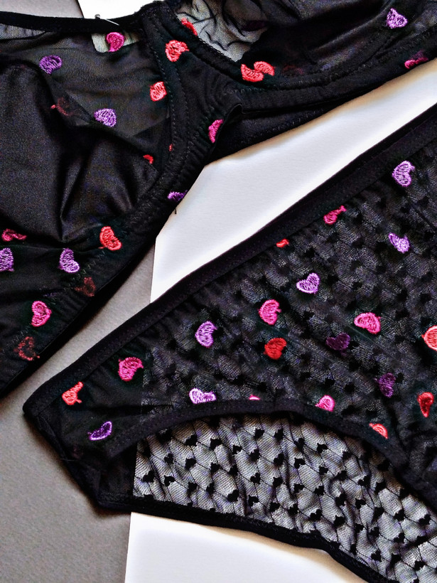 ست شورت و سوتین زنانه طرح پلنگی 75 تا 90 ویکتوریا سکرت