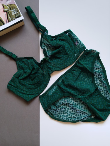 ست شورت و سوتین زنانه طرح فانتزی سبز تیره