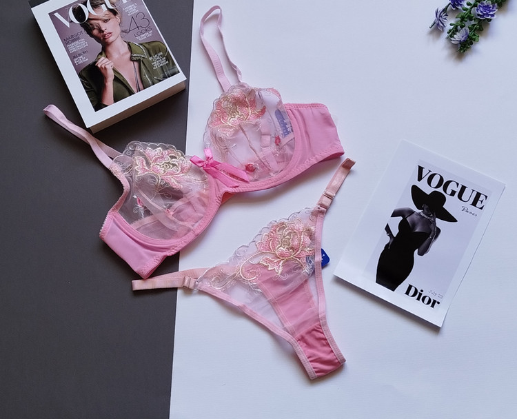 ست شورت و سوتین زنانه تور گاز گیپوری گلدار