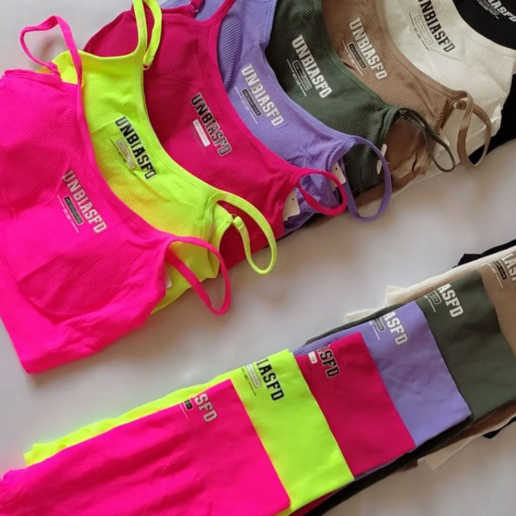 ست باشگاهی نیمتنه و شورت گنی از برند فیدان