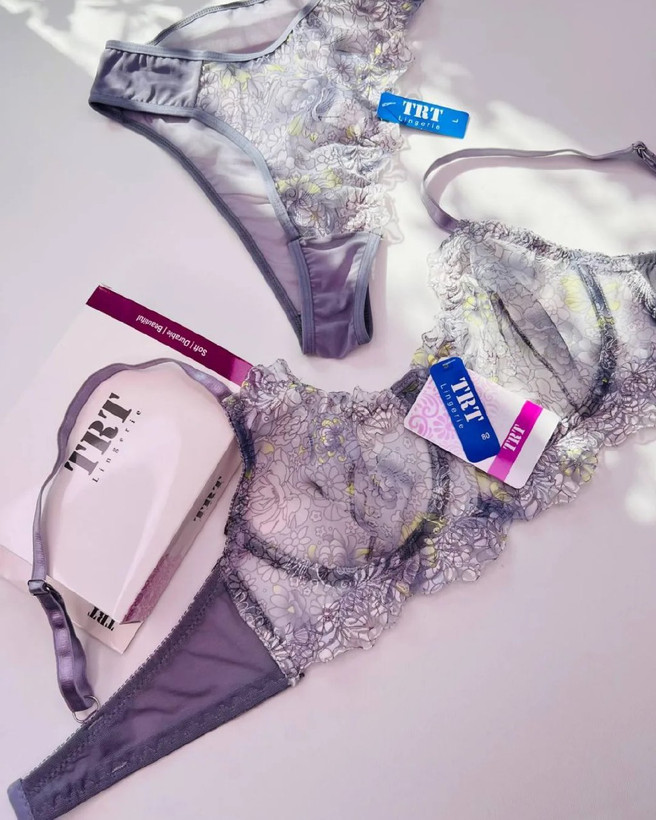 ست شورت و سوتین زنانه طرح فانتزی وارداتی