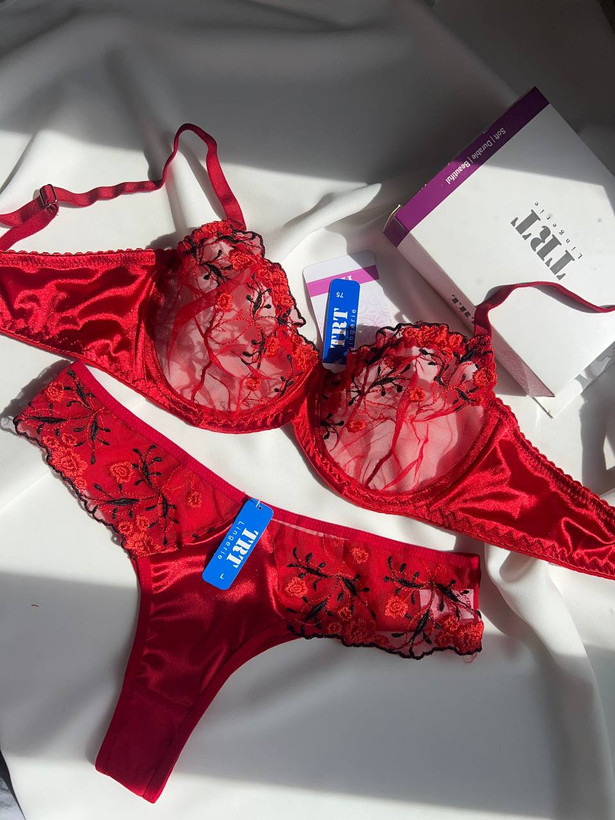 ست شورت و سوتین زنانه طرح فانتزی وارداتی