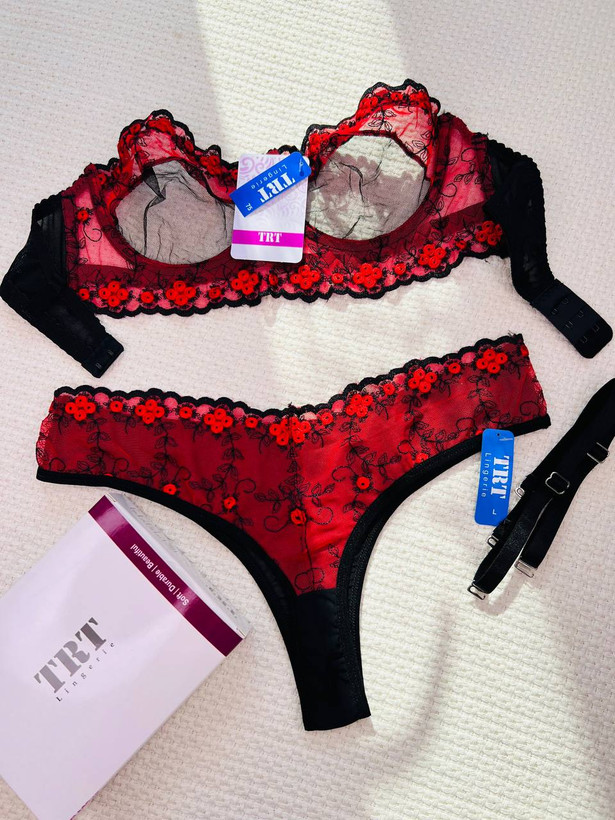 ست شورت و سوتین زنانه تور گاز گیپوری طرح کمند برند TRT