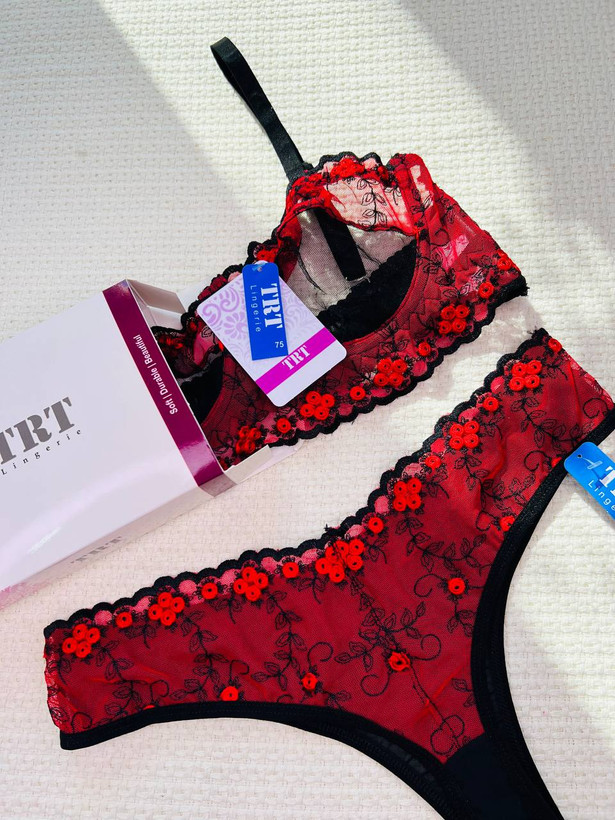 ست شورت و سوتین زنانه طرح گلدار آبرنگی برند ژوبین