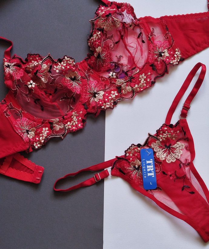 ست شورت و سوتین زنانه فانتزی طرح عروس شایلین