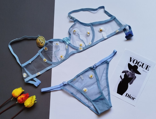 ست شورت و سوتین زنانه طرح فانتزی گل بابونه