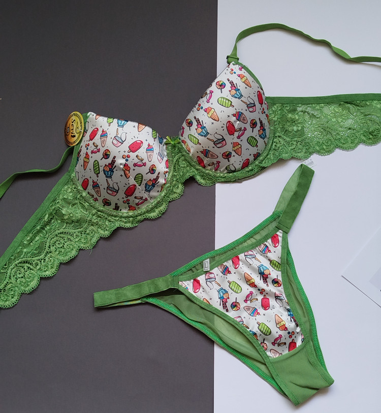 ست شورت و سوتین زنانه طرح فانتزی وارداتی فری سایز