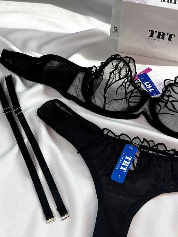 ست شورت و سوتین زنانه طرح فانتزی وارداتی