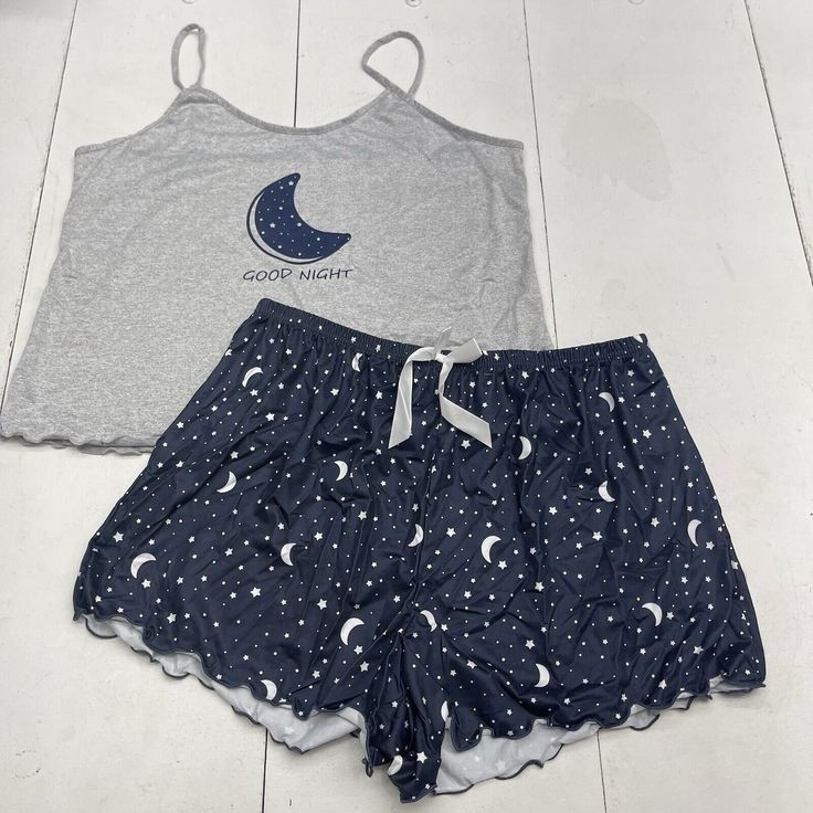 ست تاپ و شلوارک ساتنی فانتزی طرح ماه