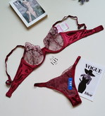 ست شورت و سوتین زنانه طرح گلدار گل ریز مینیمال