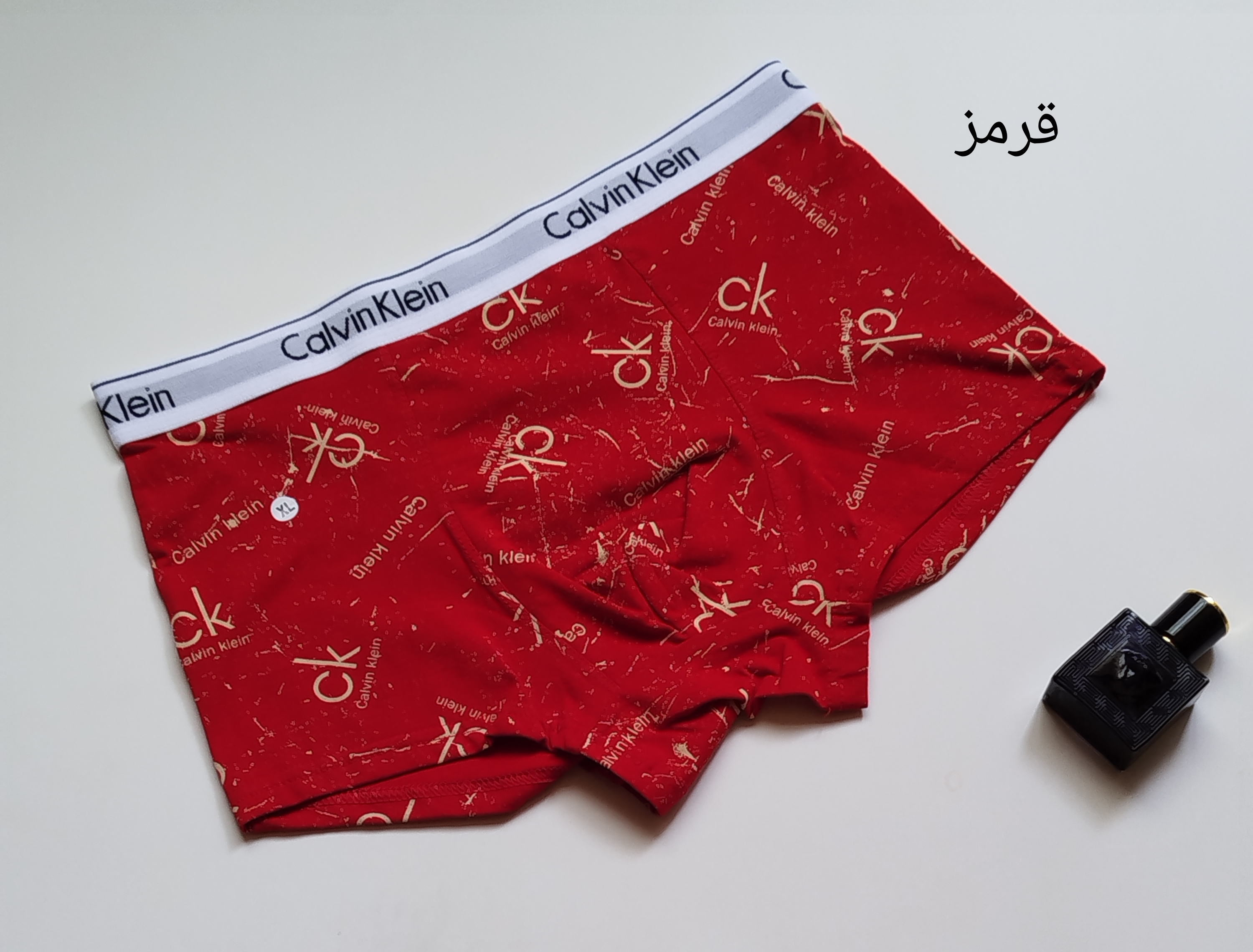 شورت مردانه نیم پا وارداتی طرح فانتزی