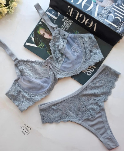 ست شورت و سوتین زنانه فانتزی طرح عروس شایلین