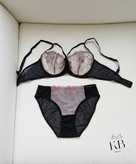 ست شورت و سوتین زنانه طرح گلدار