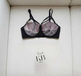 ست شورت و سوتین زنانه طرح امیتیس