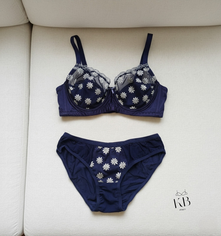 ست شورت و سوتین زنانه طرح گل بابونه برند Manis