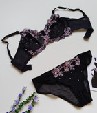 ست شورت و سوتین زنانه طرح گلدار گیپوری