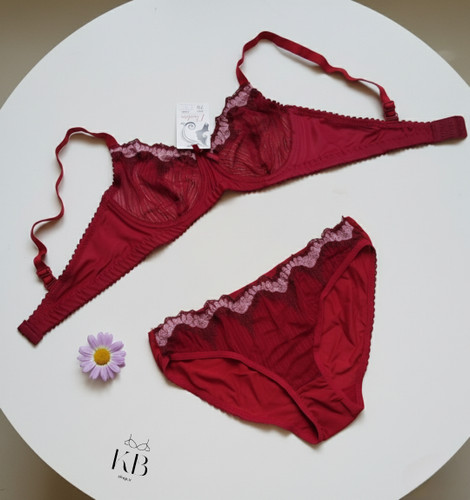 ست شورت و سوتین زنانه طرح هندی گیپوری