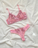 ست شورت و سوتین زنانه طرح گلدار سیم دوزی