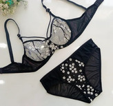 ست شورت و سوتین زنانه طرح فانتزی گل شکوفه