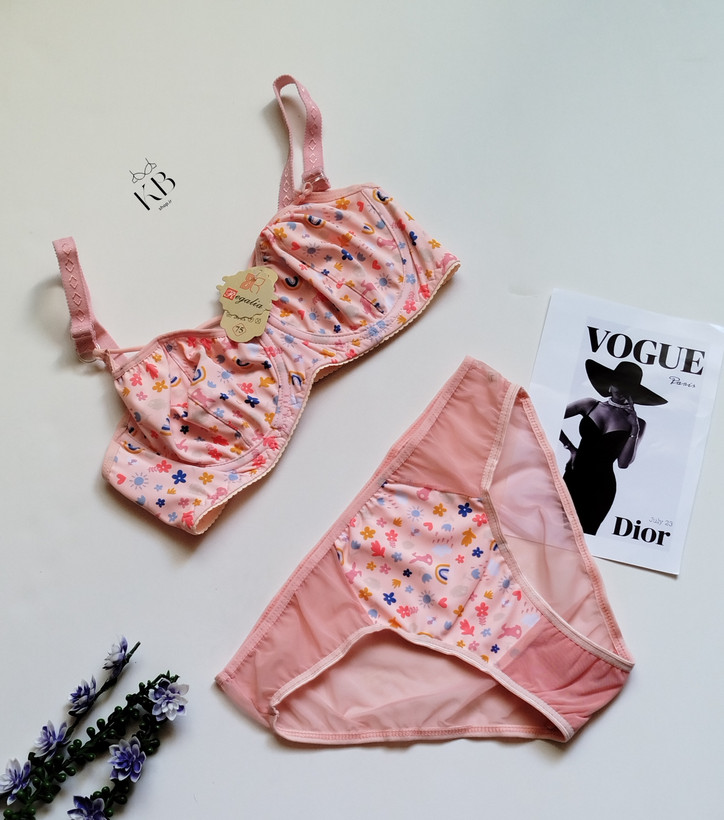 ست شورت و سوتین زنانه فانتزی طرح گل