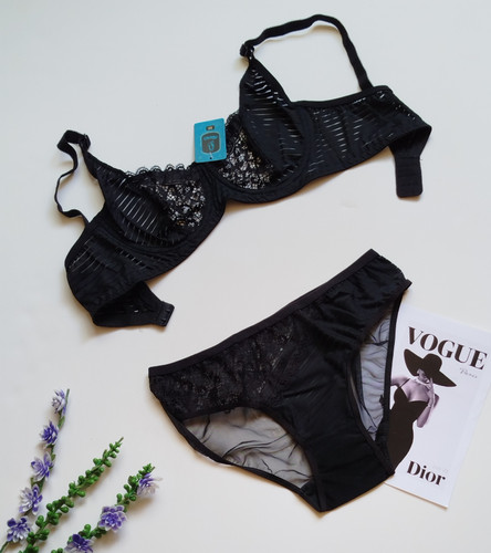 ست شورت و سوتین زنانه طرح فانتزی وارداتی