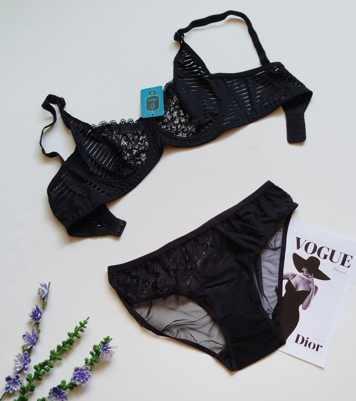 ست شورت و سوتین زنانه طرح فانتزی وارداتی