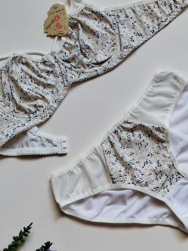 ست شورت و سوتین زنانه طرح فانتزی گلدار