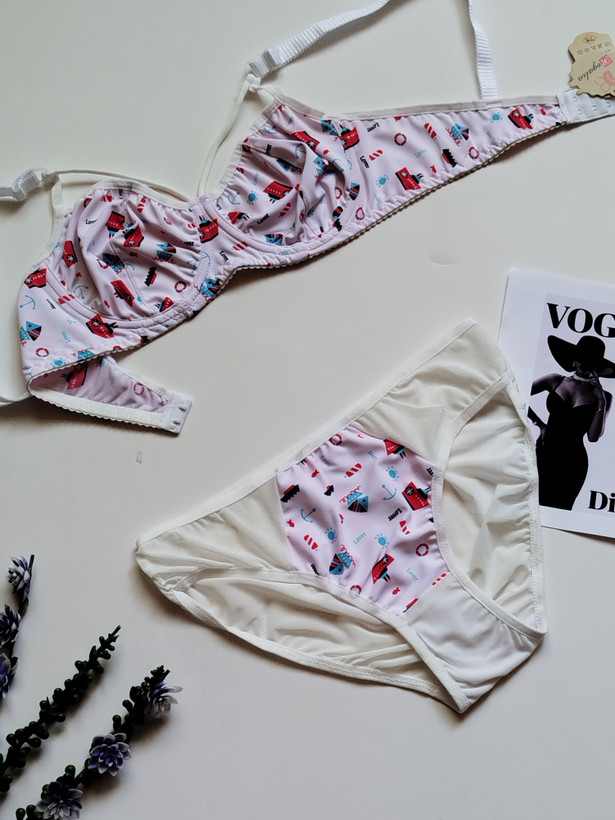 ست شورت و سوتین زنانه طرح گلدار گلدوزی