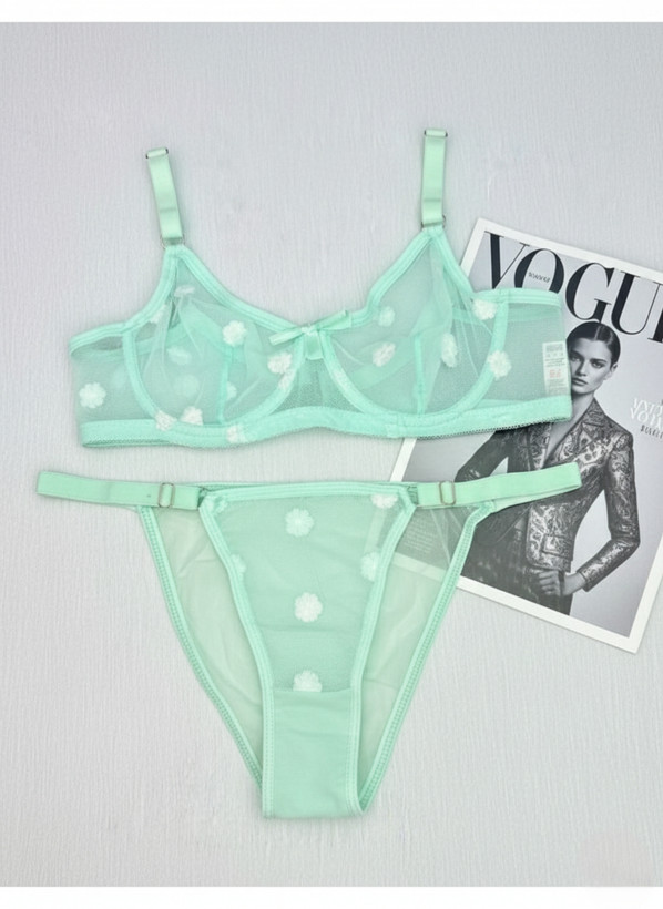 ست شورت و سوتین زنانه طرح فانتزی بابونه وارداتی