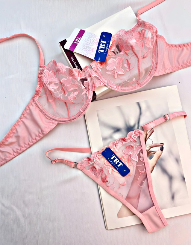 ست شورت و سوتین زنانه طرح گلدار گل رز