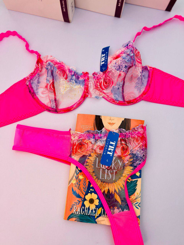 ست شورت و سوتین زنانه طرح گلدار آبرنگی