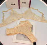 ست شورت و سوتین زنانه طرح گلدار فانتزی وارداتی