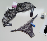 ست شورت و سوتین زنانه طرح گلدار بت و جغه