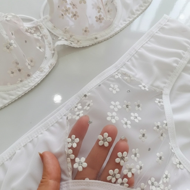 ست شورت و سوتین زنانه طرح گلدار آبرنگی