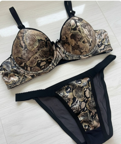 ست شورت و سوتین زنانه طرح فانتزی وارداتی