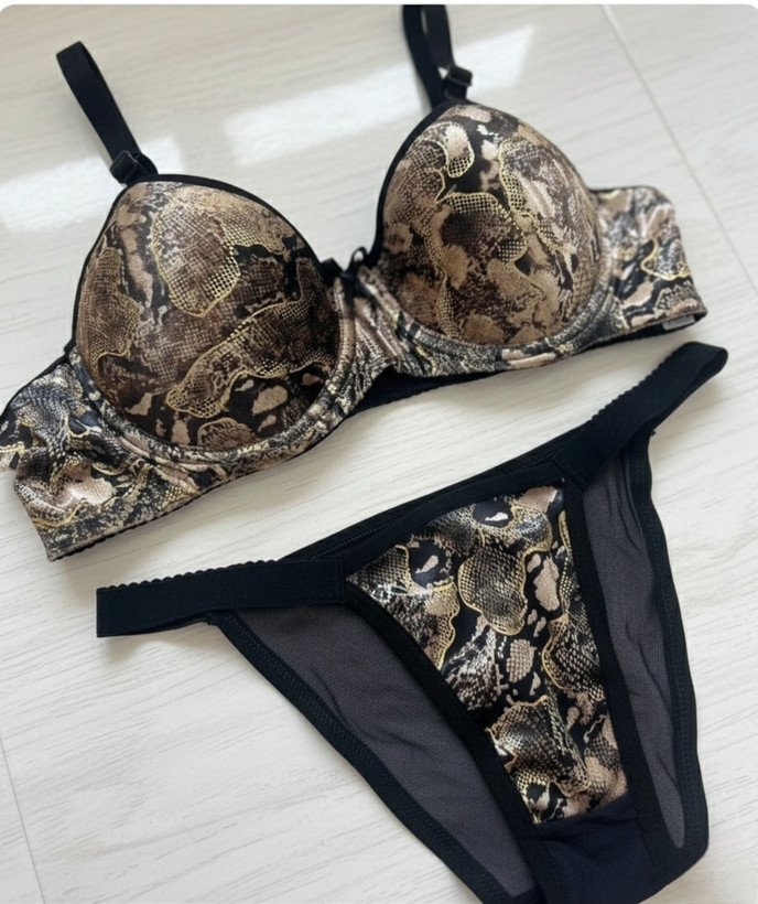 ست شورت و سوتین زنانه طرح فانتزی وارداتی